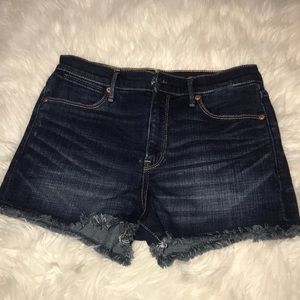 High rise Abercrombie and Fitch shorts